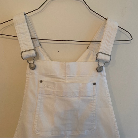 White overalls - Picture 2 of 6